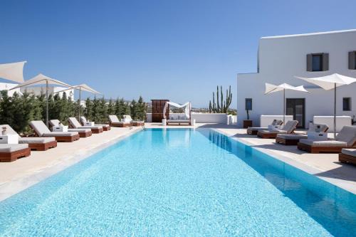 Agios Prokopios Hotel | 18 Grapes Hotel