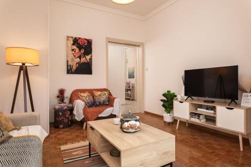 Vathi Apartment | Aegealis Stay