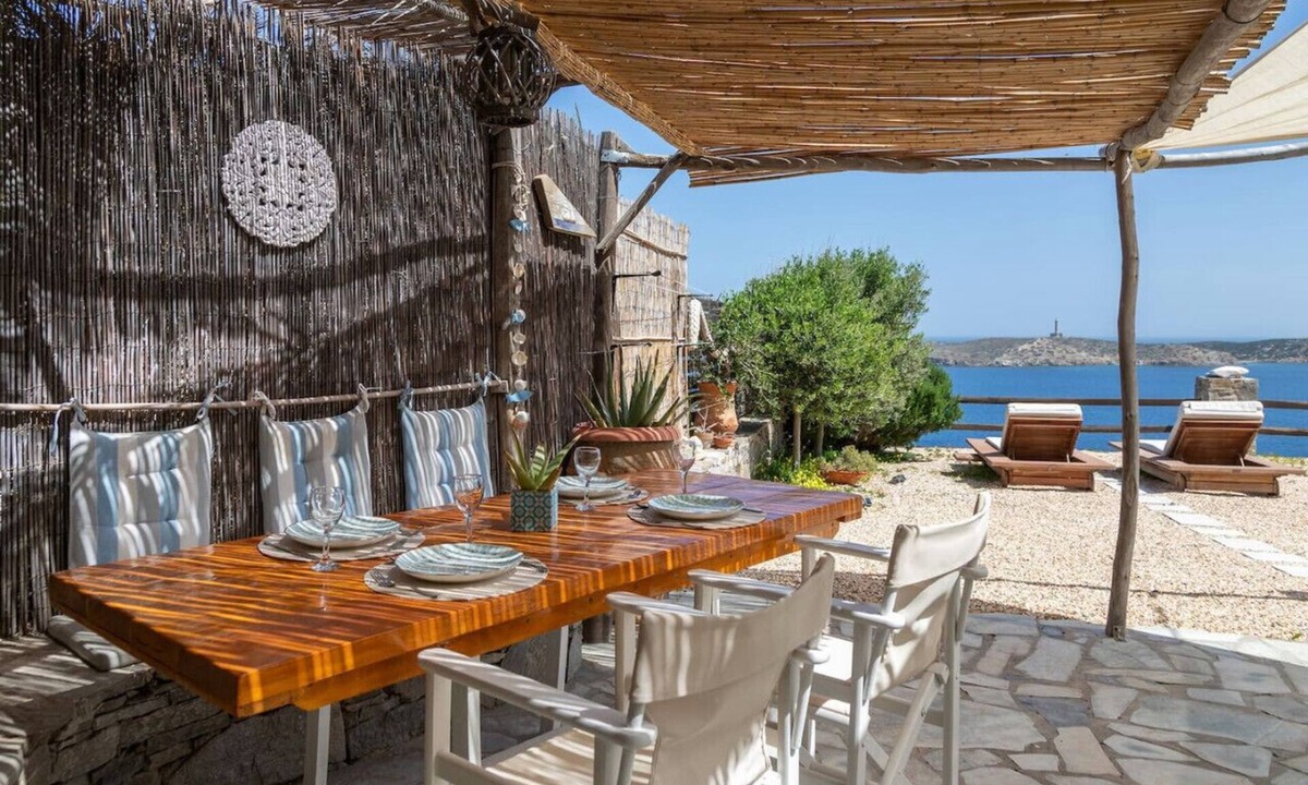 Syros House | Aegean View Seaside Home with Sea Access