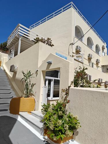 Fira Hotel | Anemomilos Villa