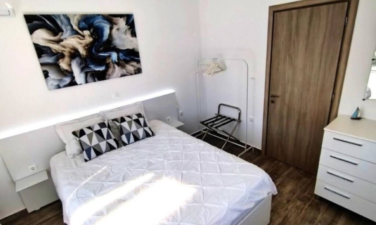 Gennadi House | Angelica Residence