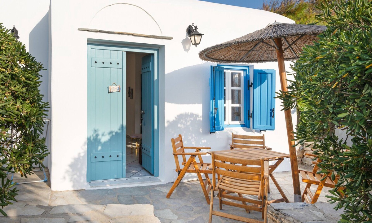 Agios Prokopios Apartment | Apartment In A Hotel 'Sun Rock Boutique - Villa Jasmine' with Private Terrace and Air Conditioning
