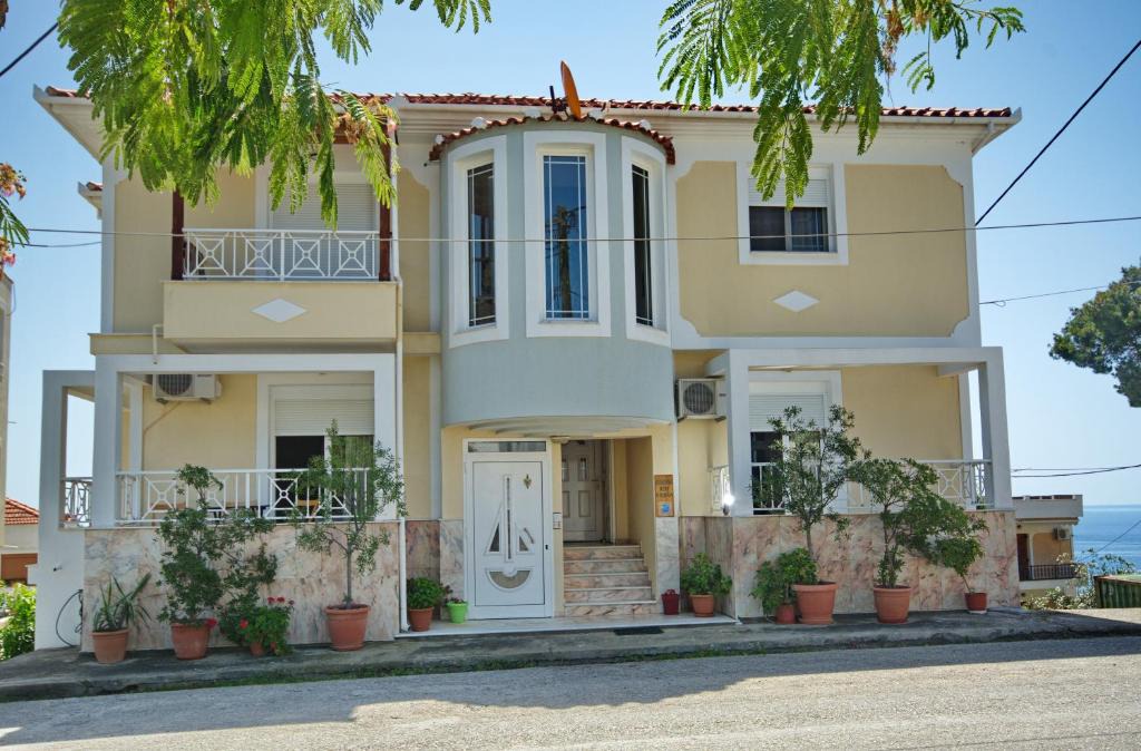 Patitiri Apartment | Athanasia Studios