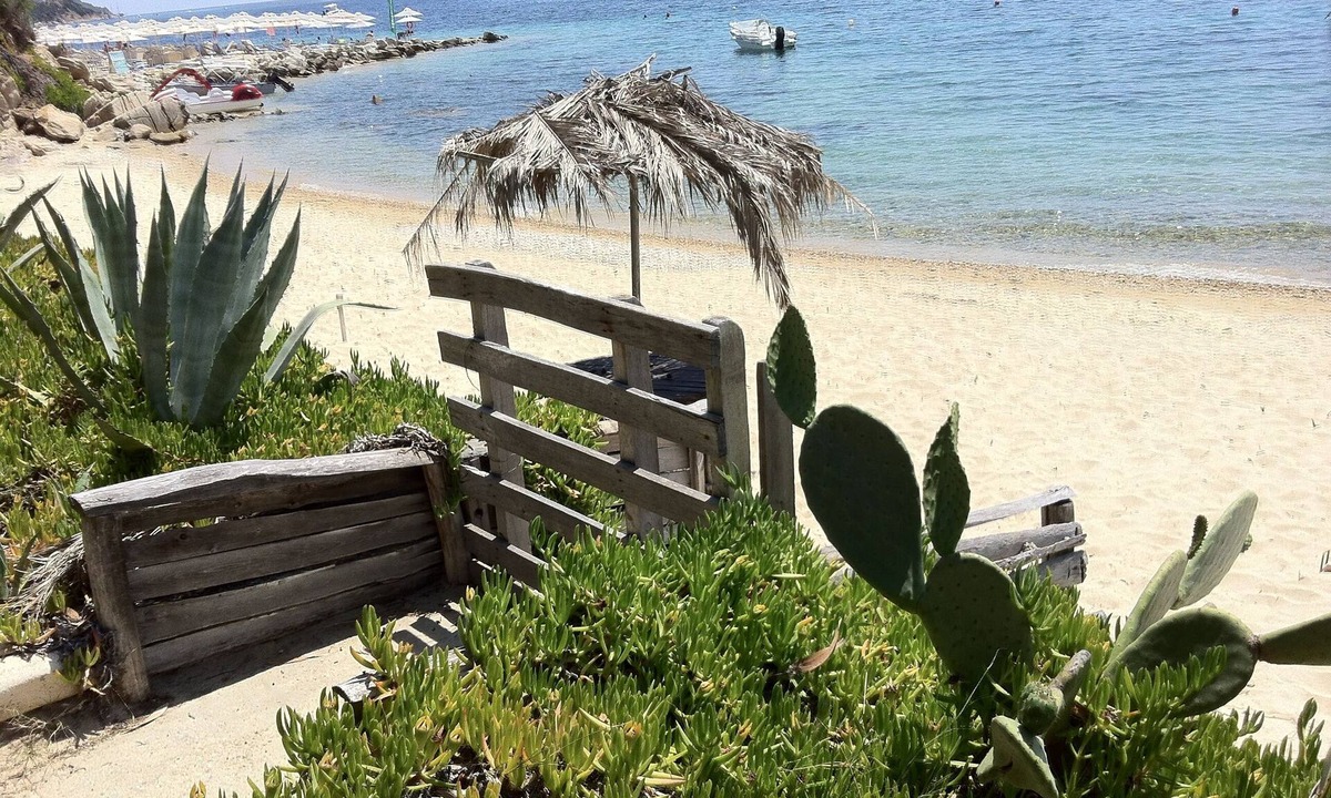 Ouranoupoli House | Beachfront Agrelia, Perfect For Couples And Families