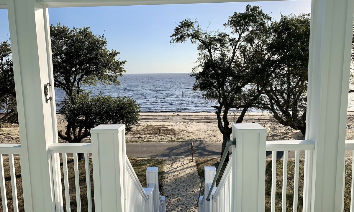 Ocean Springs House | Beachfront - Ocean Springs Beach Vacation Getaway! Breathtaking Sunsets!