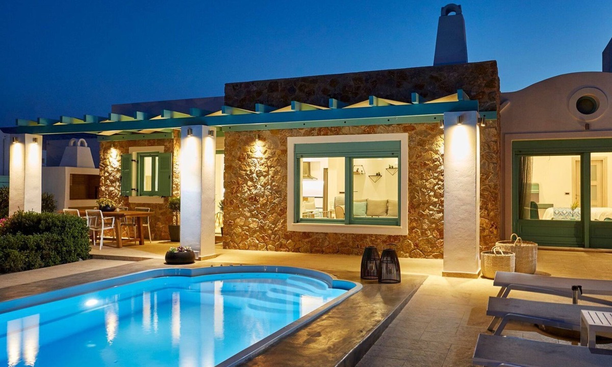 Monolithos Villa | Beachfront Santorini Villa | Villa Almyriki | 3 Bedroom | Private Pool