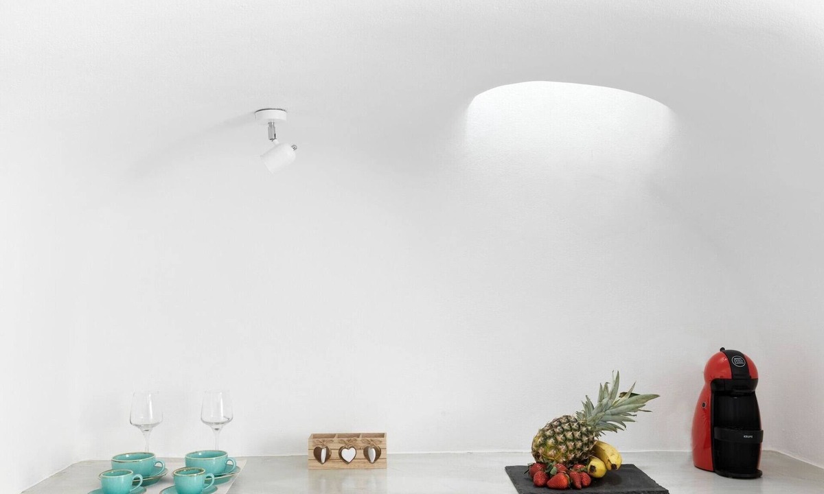 Finikia Villa | Beautiful Santorini Villa | Deluxe Cave Villa | 1 Bedroom | Indoor Heated Pool