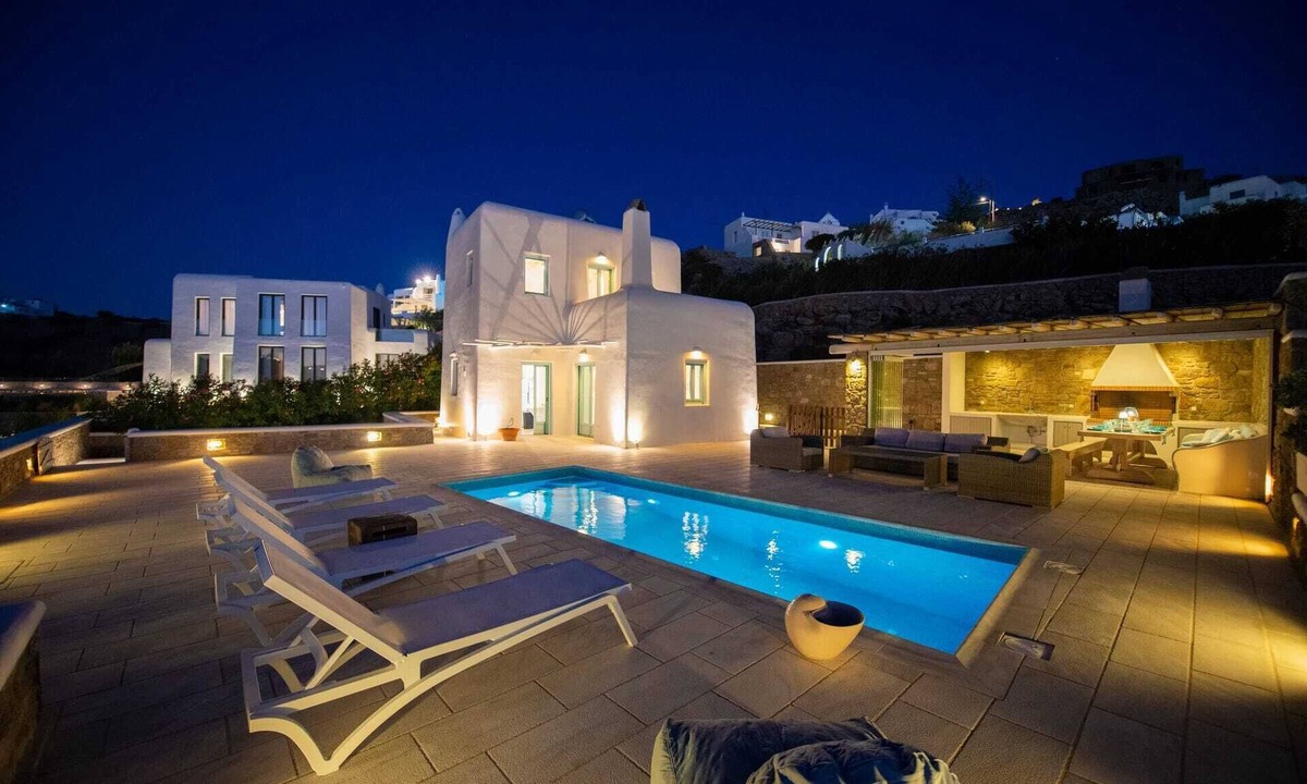Psarou Villa | By Whitelist Mykonos