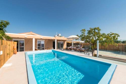 Gennadi House | Casa Olive Gennadi