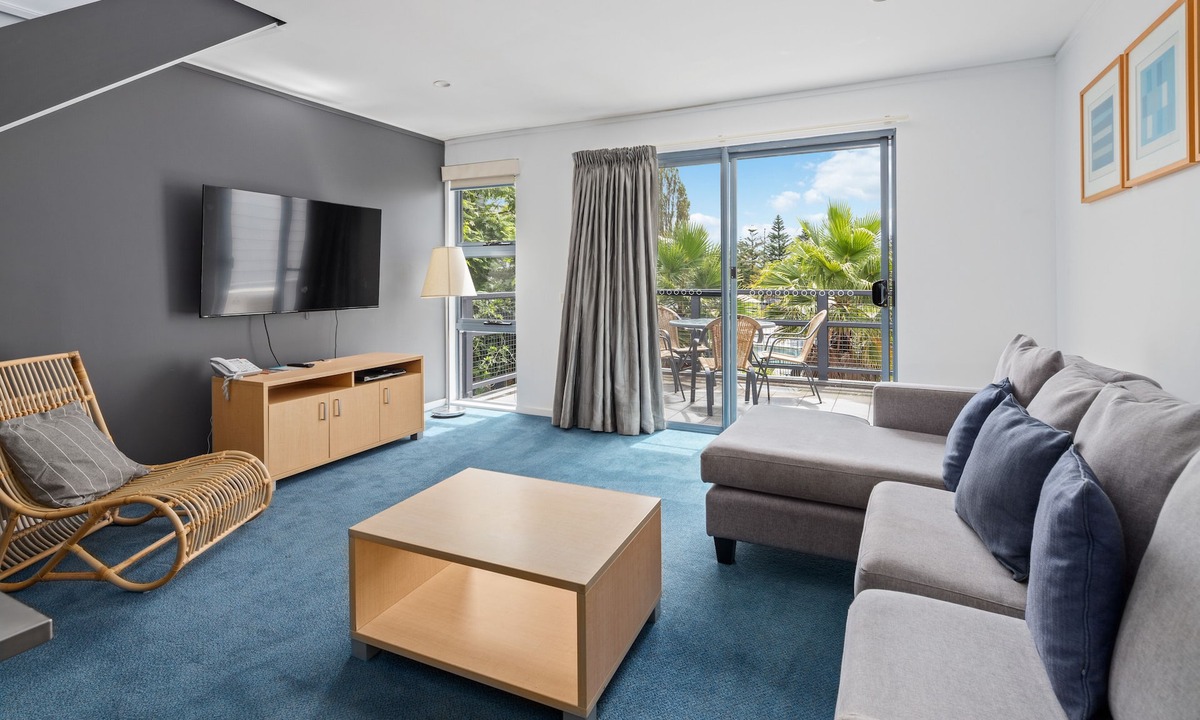 Batehaven Hotel | Corrigans Cove