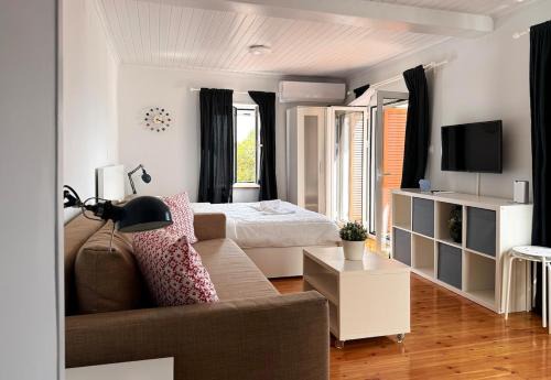 Delfoi House | Delphi Sunset Studio