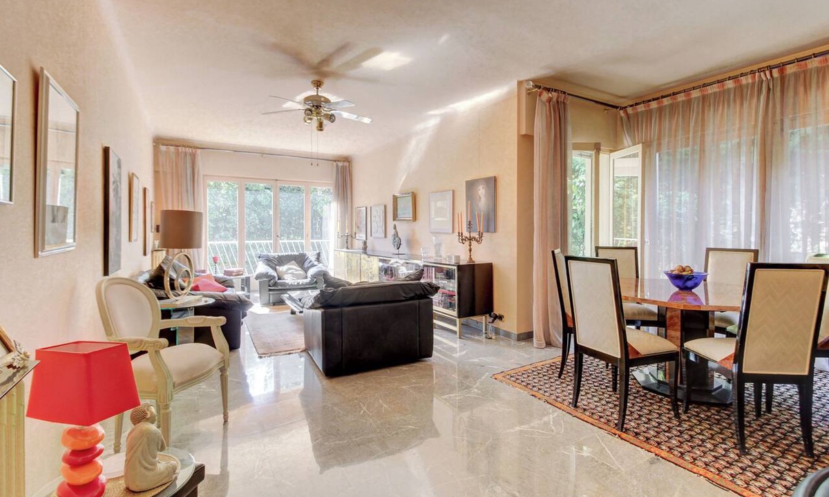 Cimiez Apartment | Downtown Nice