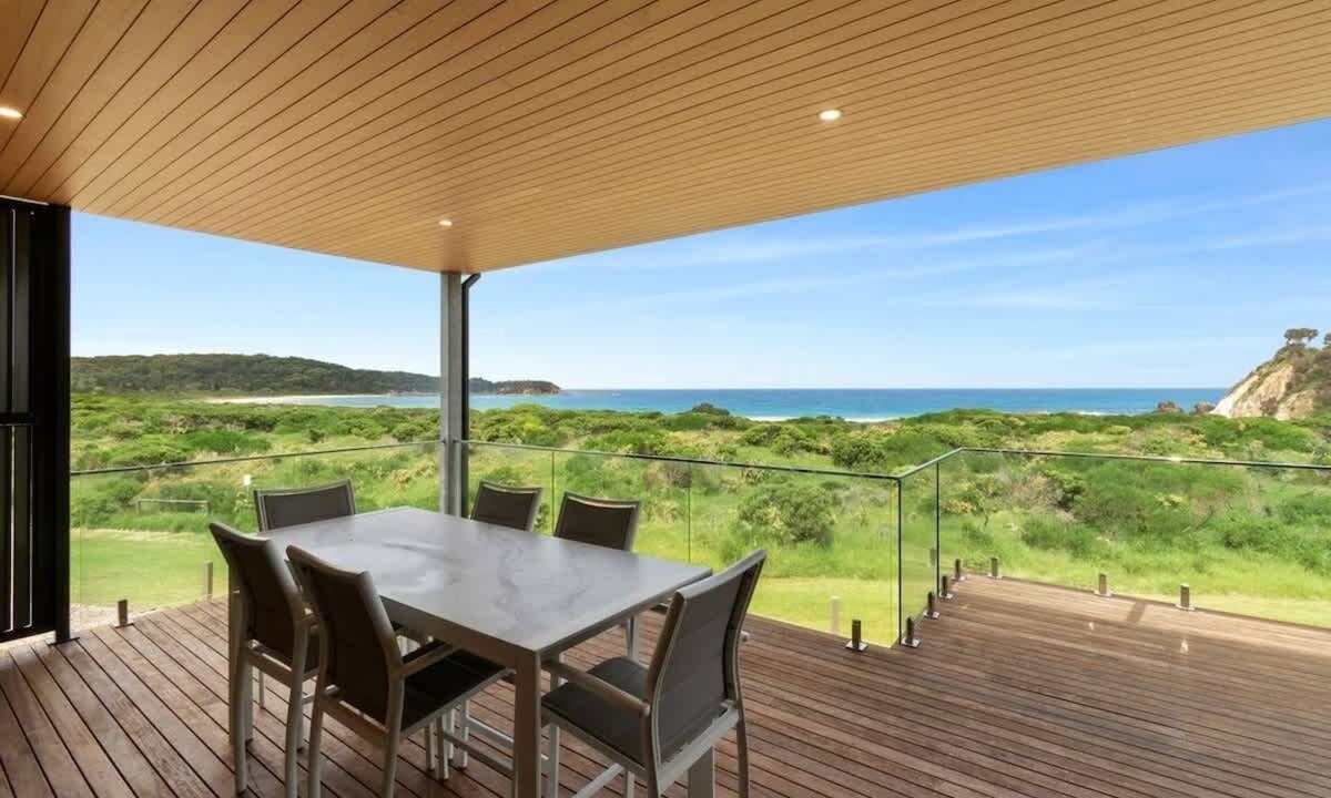 Tomakin House | Dunes at Tomakin