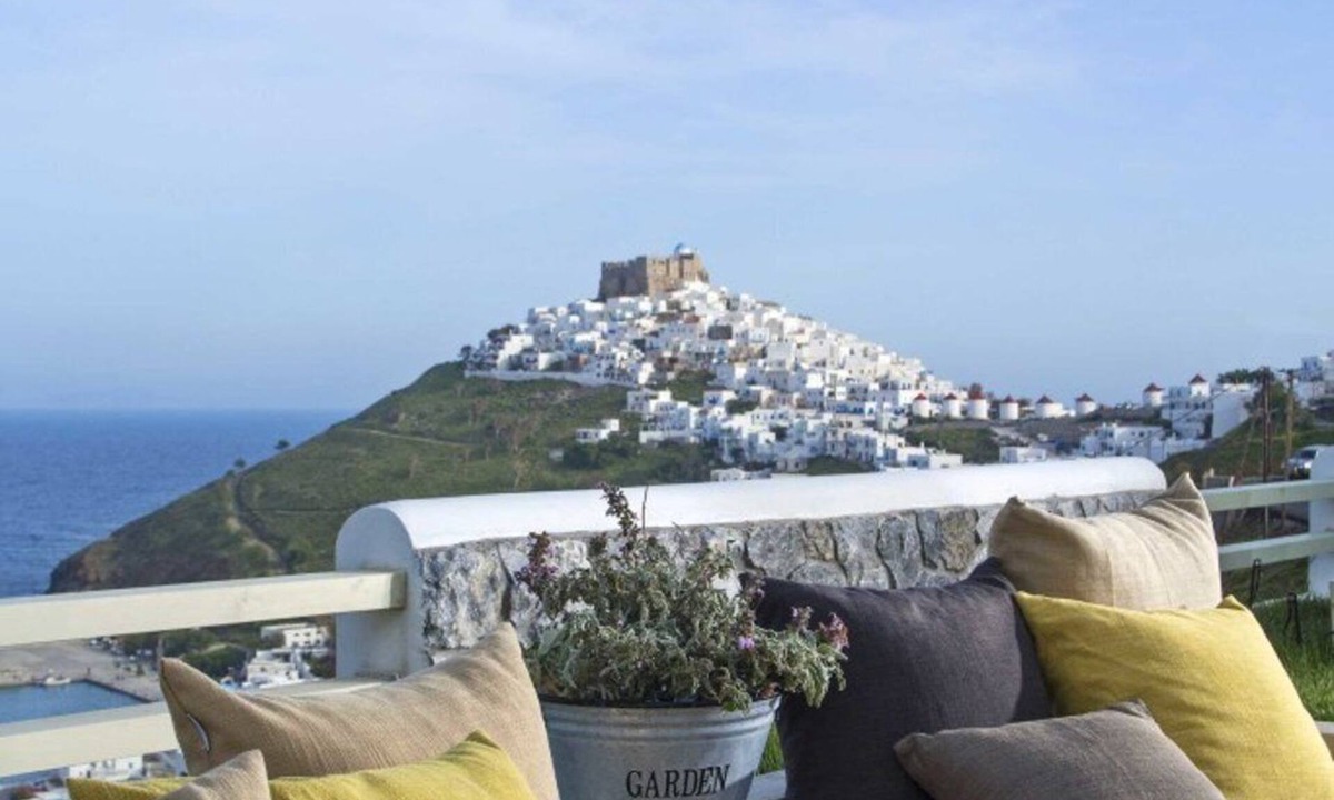 Astypalaia Villa | Elegant Astypalaia Villa | Villa Bianca | 2 Bedrooms | Hot Tub & Beautiful Sea