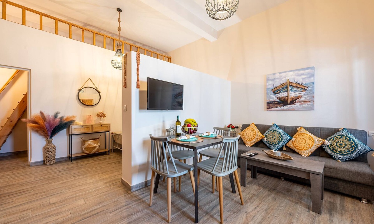 Paradisi House | Elysium Villanova Apartment Near Airport