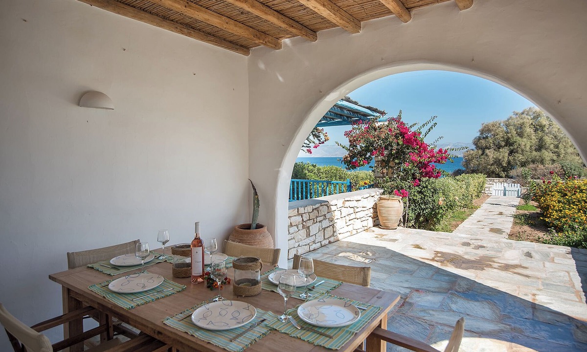 Ampelas Villa | Eternity Seafront Villa Wakening Senses