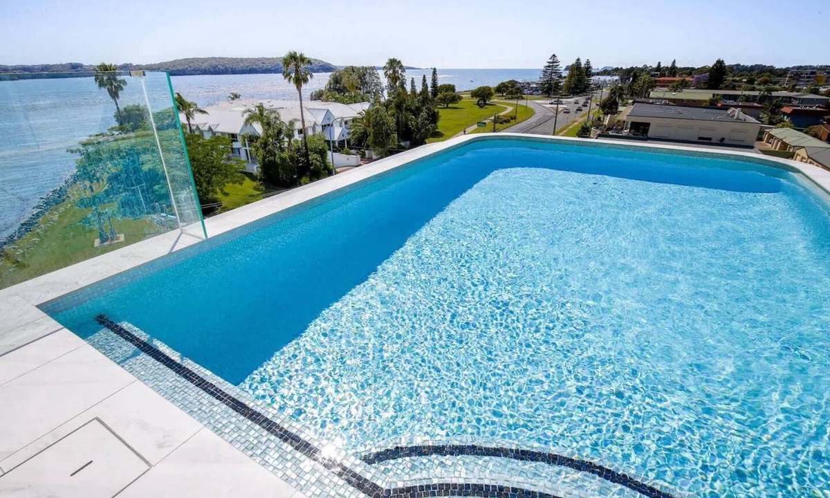 Batemans Bay Apartment | Glorious 2-Bed with Waterside Balcony Views