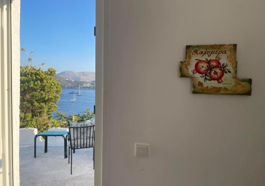 Panteli House | Hector -Sweet home with a beautiful view