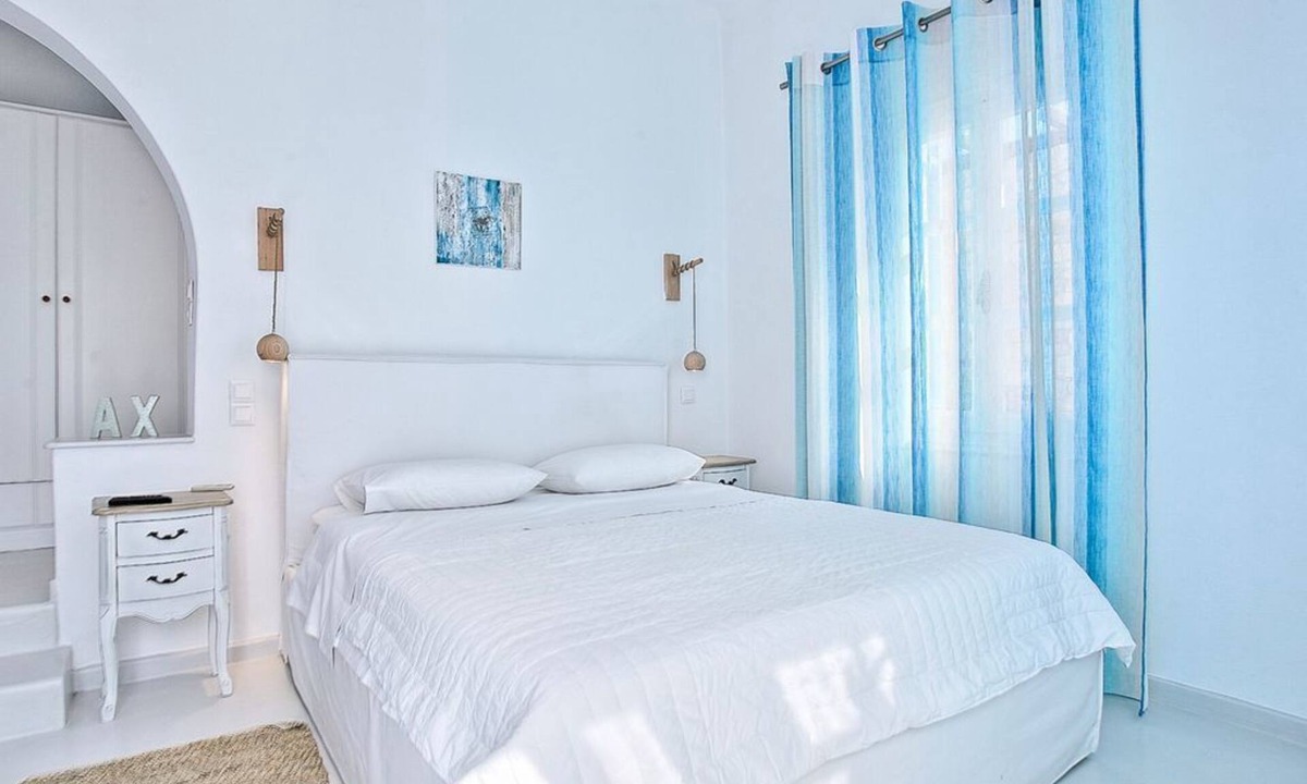 Paraga House | Maganos Suites