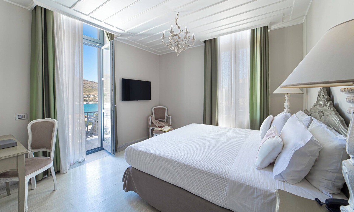 Paleopolis Hotel | Micra Anglia Boutique Hotel & Spa