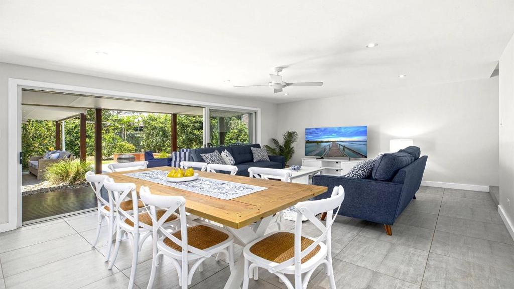 Mylestom House | North Beach
