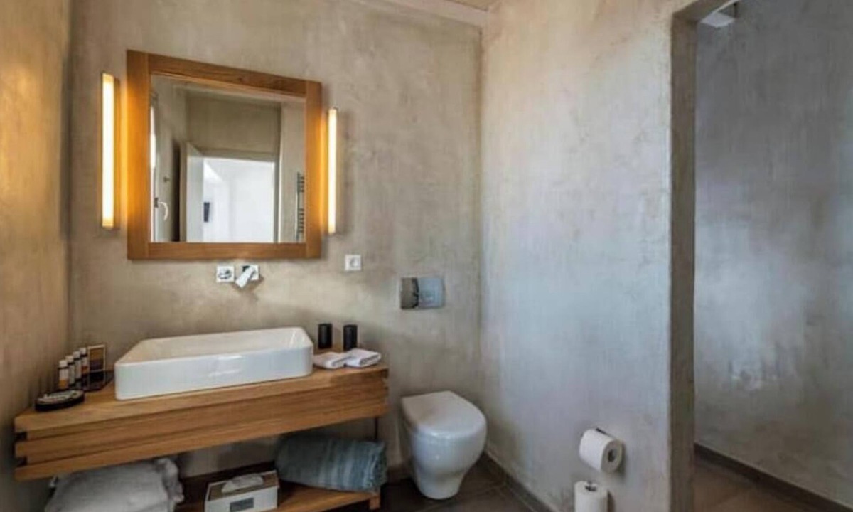Agios Stefanos House | O Lofos TINOS Suite in Agios Stefanos with sea view