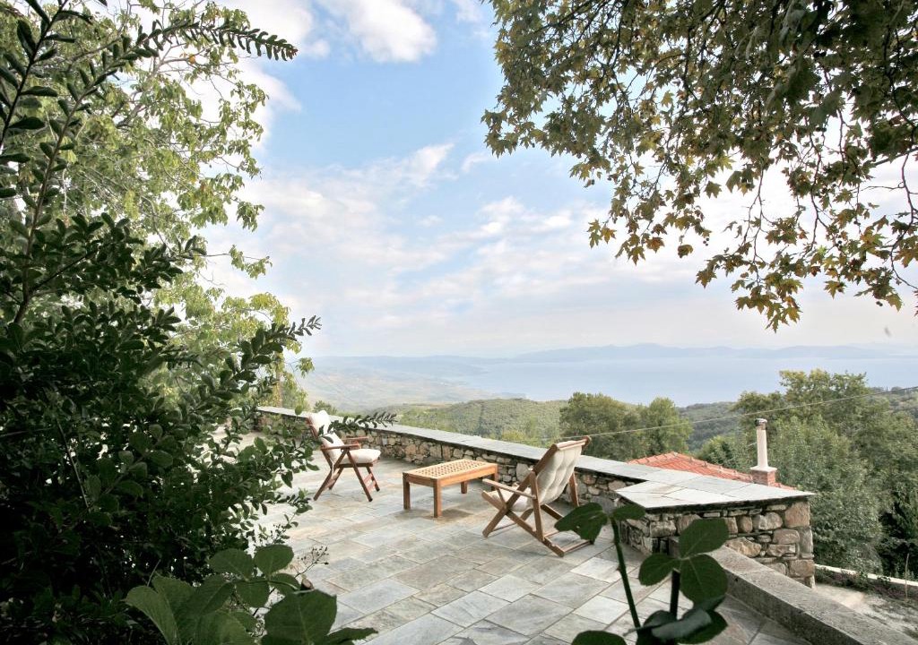 Vizitsa Ski Chalet | Pelion Belvedere - The Modern Cottage