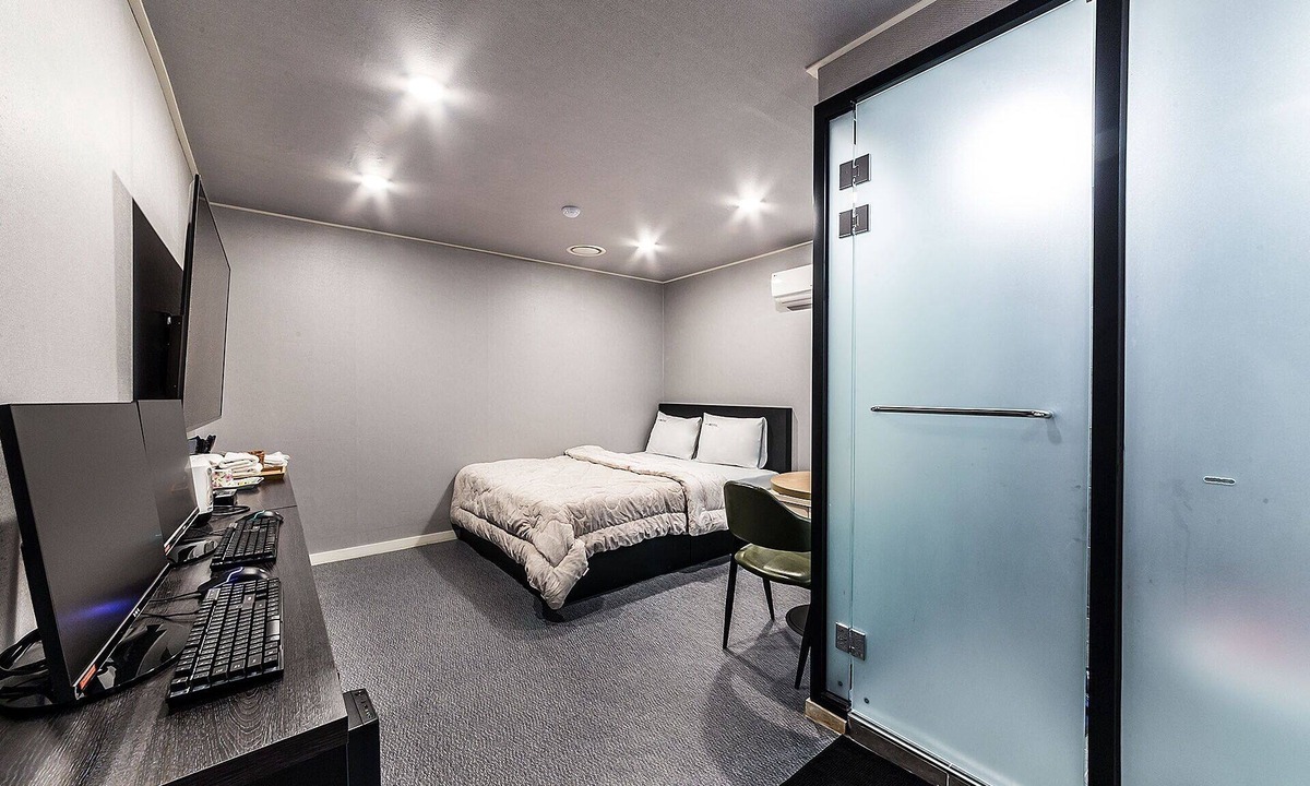 Gwangjeong-dong Hotel | Sanbon Praha