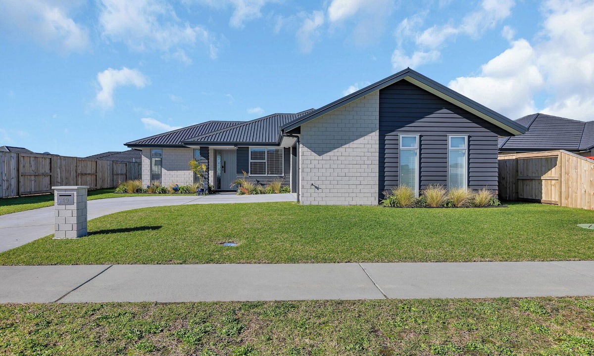 One Tree Point House | Serendipity - One Tree Point Holiday Home