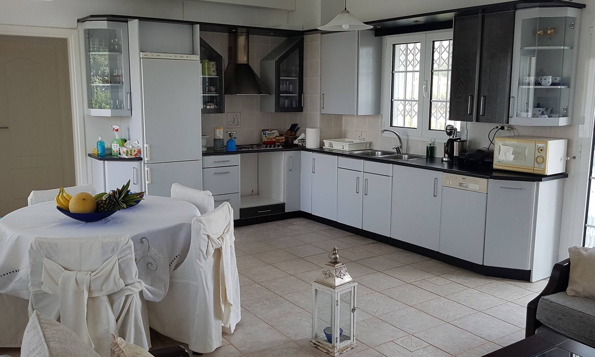 Stylida Villa | Silver Villa Raches