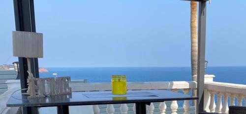 Antheor Apartment | Studio et son Rooftop Panoramique Privé, Saint Raphaël, Anthéor, plage et gare à Pieds
