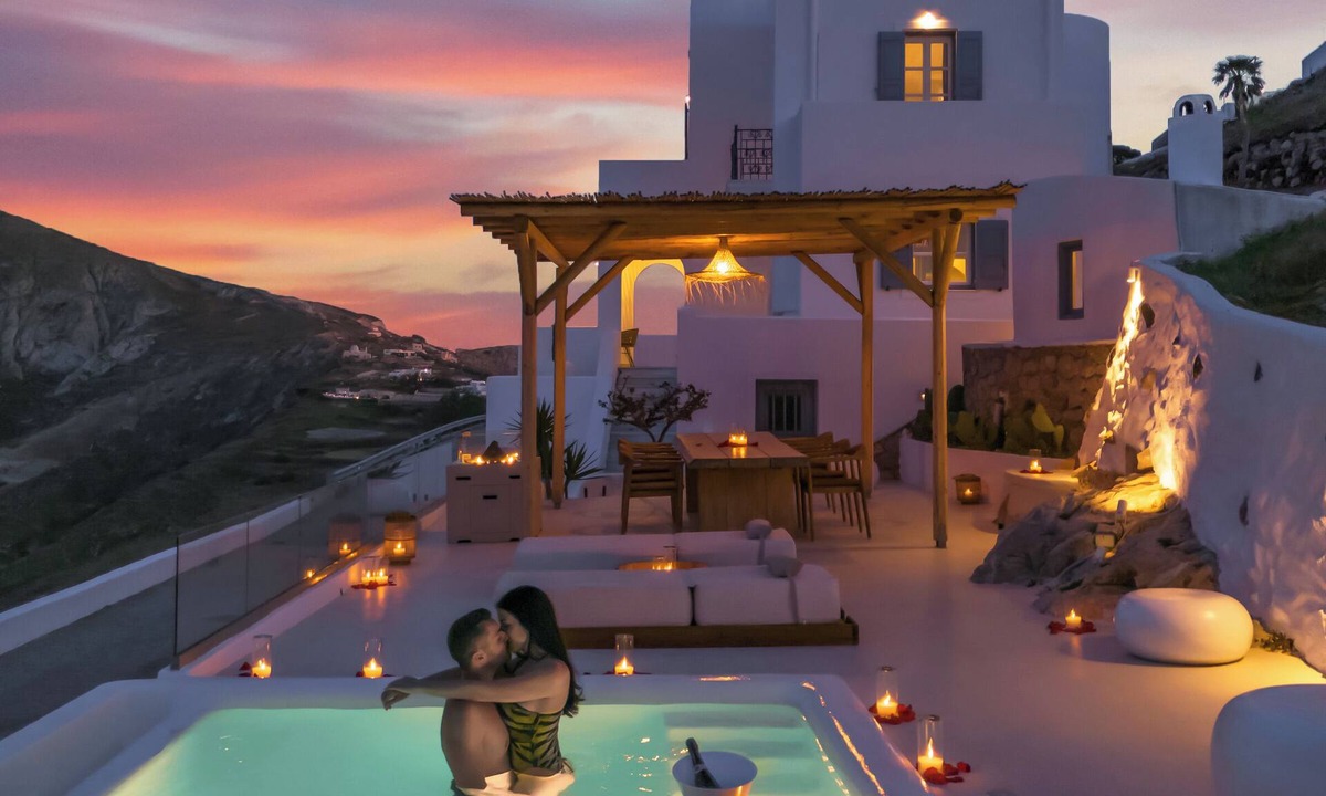 Pyrgos Villa | Stunning BlueWhite Villa: Luxury Heated Infinity Pool Escape