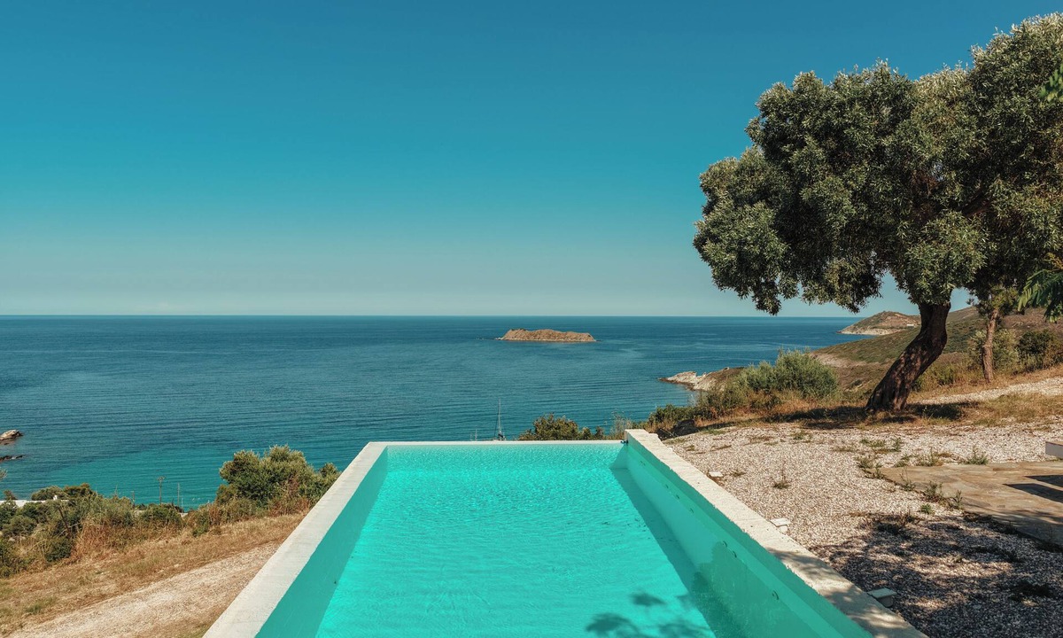 Agii Apostoli House | Summer Palace Evia