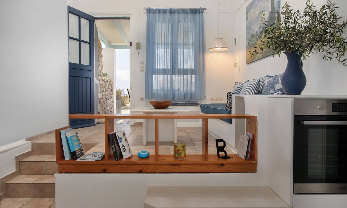 Stelida House | Sunset Beach house with two bedrooms