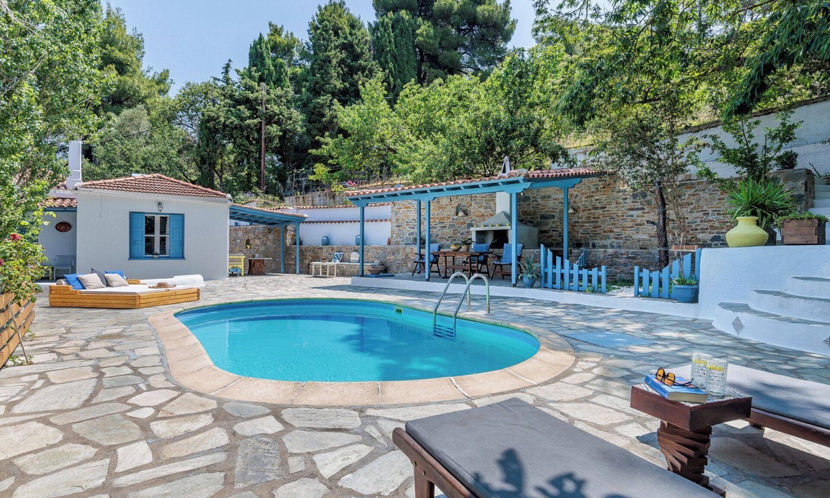 Skopelos Cottage | The Blue Cottage | Family friendly and peaceful