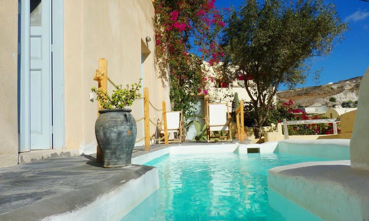 Emporio House | Thera Bliss "Olive Tree" Suite Private Pool by ΜΡS