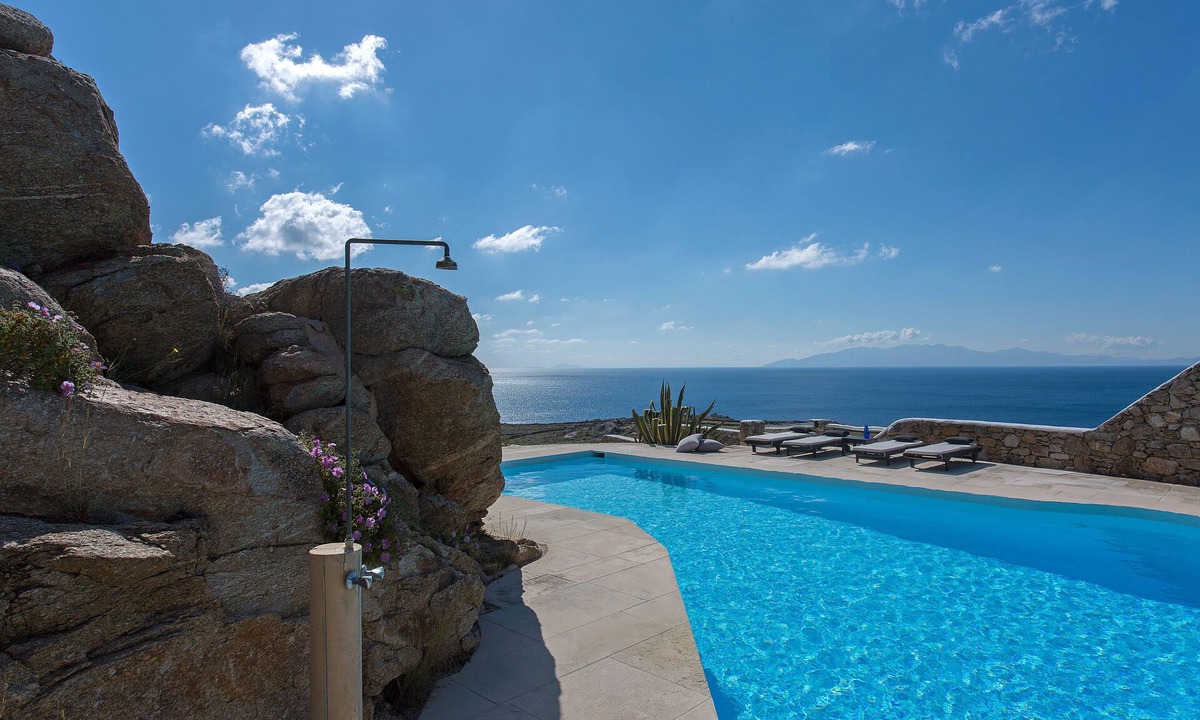 Paraga Villa | Villa Carina by Paradise Estate Mykonos : Prime Location & Endless Sea Views
