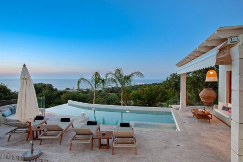 Prines Villa | Villa Delfini - Elevated Sea Views by etouri