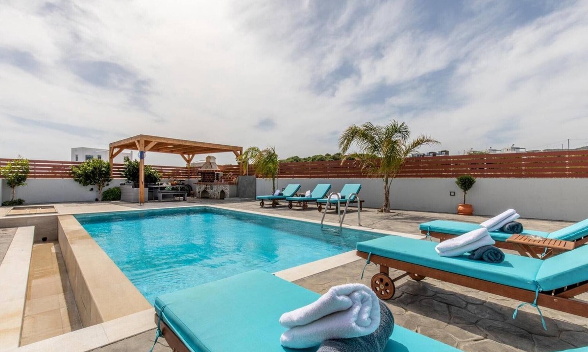 Lahania Villa | Villa 'Dorieus' with Private Pool