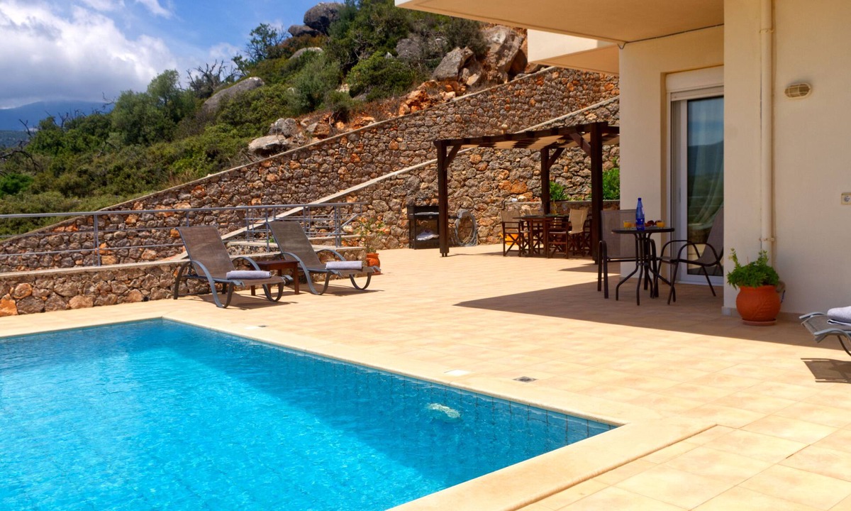 Vathi Villa | Villa Hibiscus ★ Private Pool Near Voulisma Beach Mountain Views