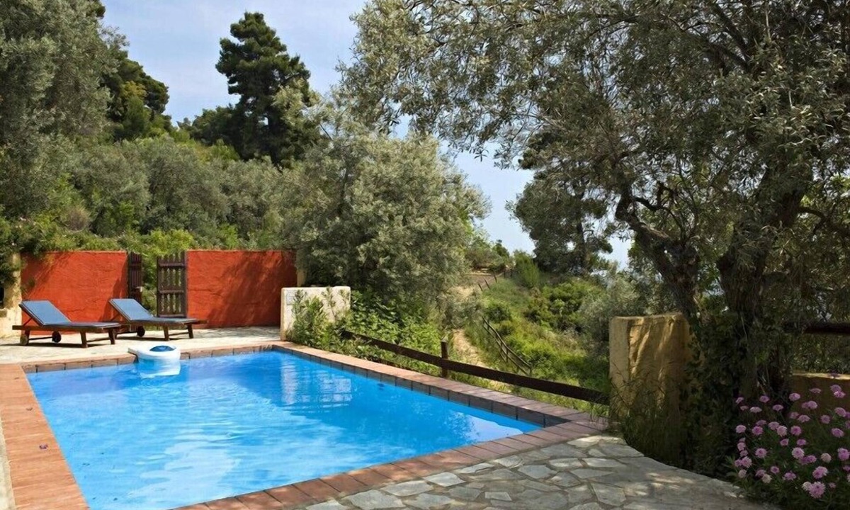 Skopelos Town Villa | Villa Pegasus Private pool villa ideal for a romantic get-away