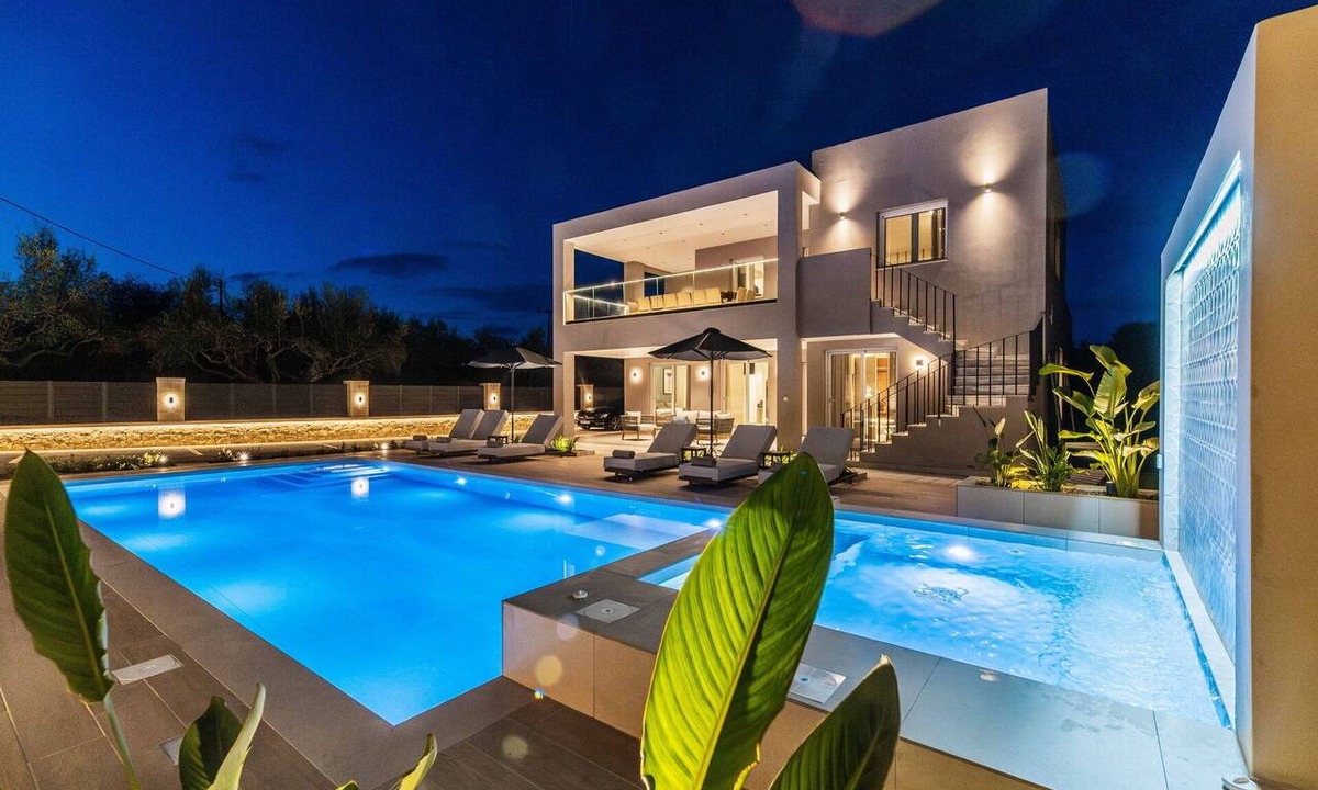 Georgioupolis Villa | Villa Serenity- Modern villa for an exclusive vacation in Crete