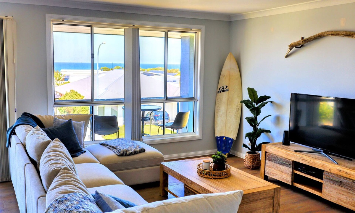 Diamond Beach House | Walk to the beach, soak in ocean views, and enjoy space for the whole family