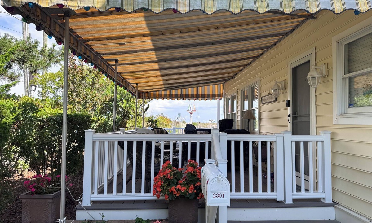 Gold Coast House | Welcome to OCNJ’s premier beachfront location, 3 bedroom 2 bath, sleeps 8!