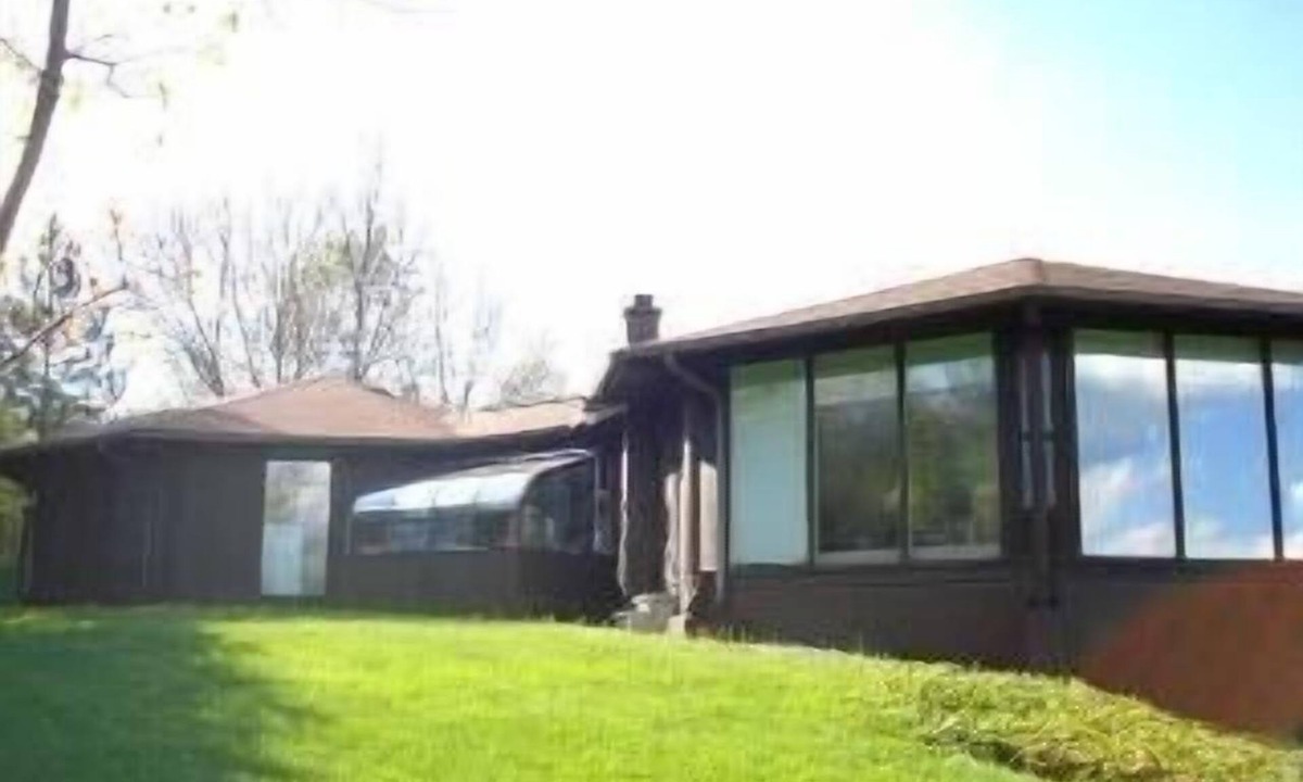 Watkins Glen House | Woodland home, close to wineries, hiking, & lakes, with outdoor cedar hot tub