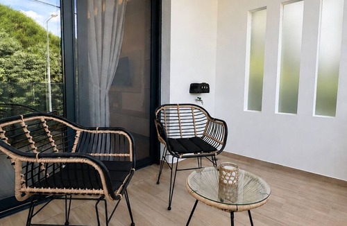 Ioannina Apartment | Το BO Suites είναι ένα ολοκαίνουργιο συγκρότημα διαμερισμάτων στα Ιωάννινα.