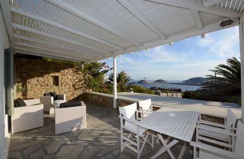 Kalafatis Villa | 165 m² Villa ∙ 4 bedrooms ∙ 8 guests