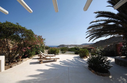 Kalafatis Villa | 165 m² Villa ∙ 4 bedrooms ∙ 8 guests