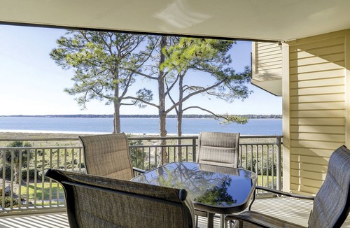 South Beach Condo | 1874 Beachside Tennis- Calibogue Sound views from every room.