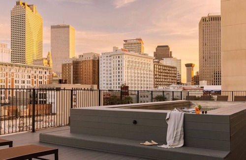 French Quarter Bed & Breakfast | 3 Bedroom Apartment, French Quarter, Near Superdome, Canal St, Central